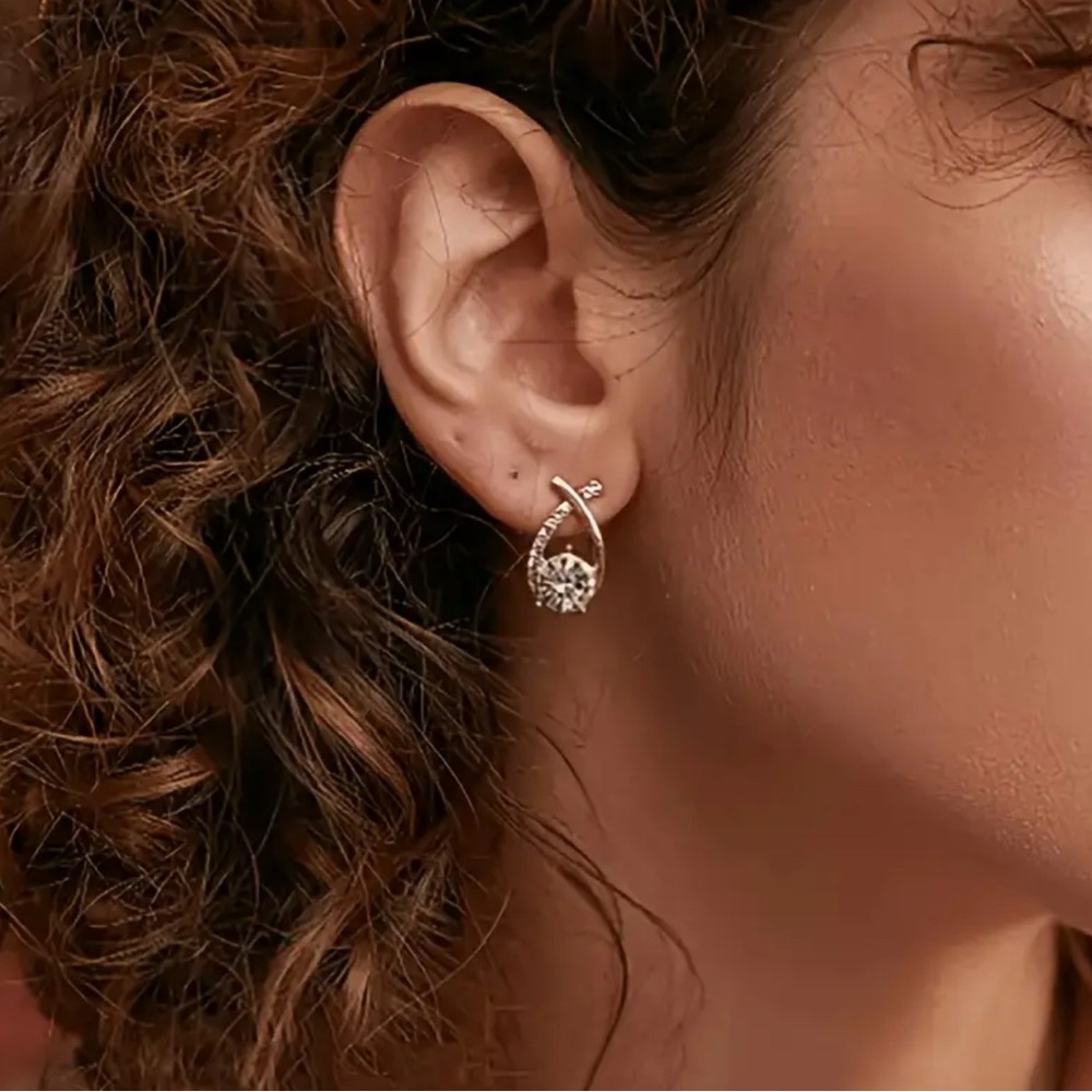 Elegant Twisted Teardrop Earrings with Sparkling Cubic Zirconia- NIP - Picture 7 of 11